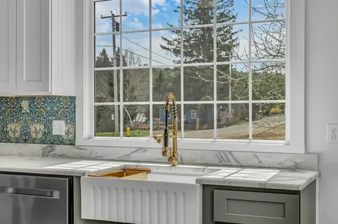 17 Four Rod Road Warren ME 04864