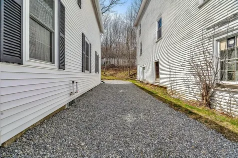 17 Four Rod Road Warren ME 04864