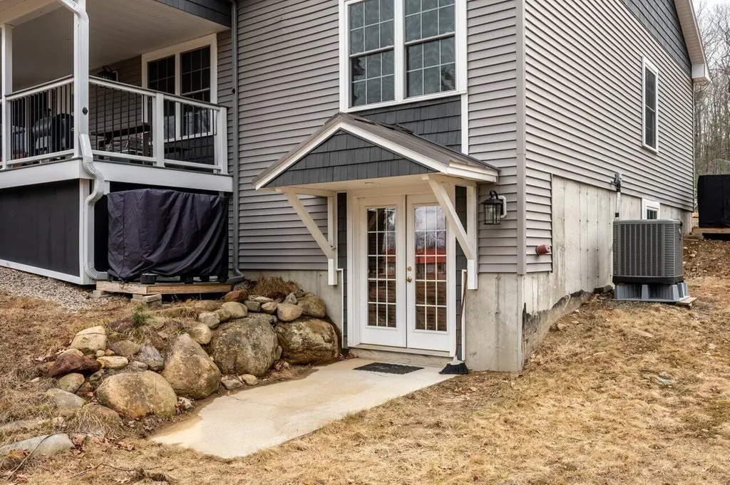 37 Allen Hall Road Lebanon ME 04027