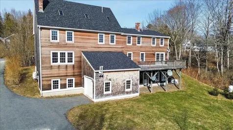 648 Reach Road Sedgwick ME 04673