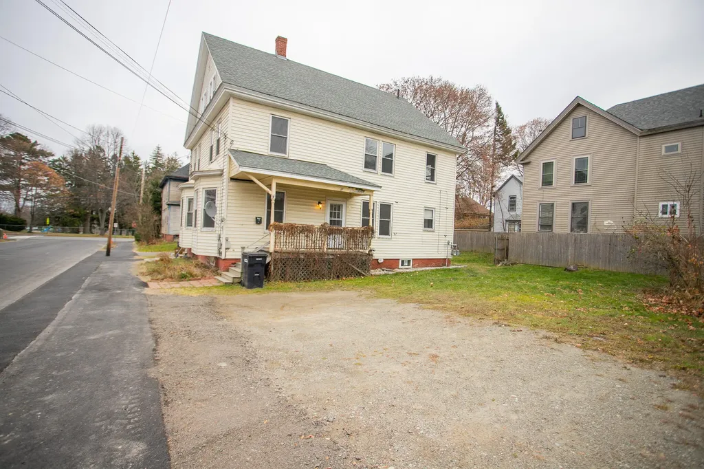 8-10 Linden Street Bangor ME 04401