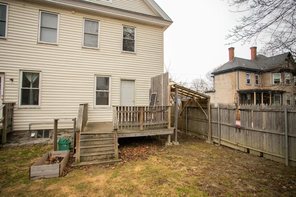 8-10 Linden Street Bangor ME 04401