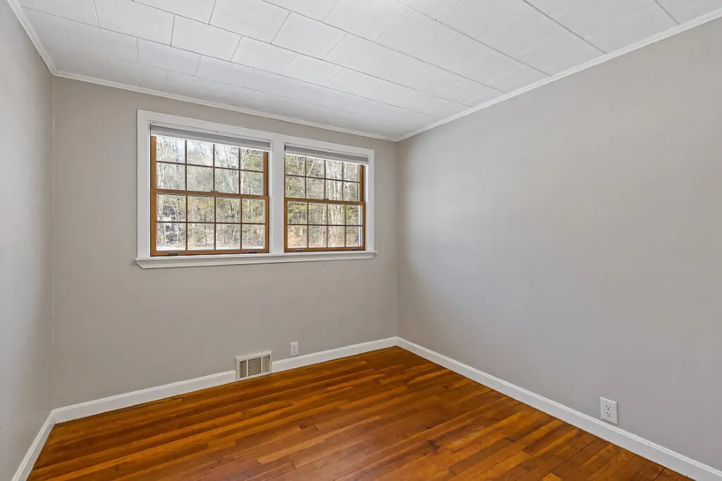 1072 Waterville Road Skowhegan ME 04976
