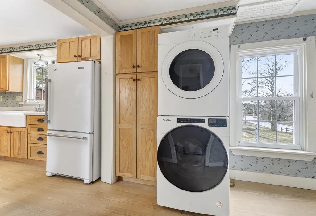 20 Depot Road Falmouth ME 04105