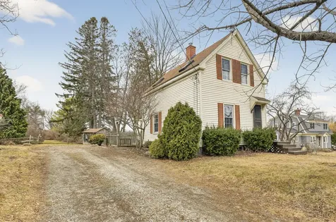 20 Depot Road Falmouth ME 04105