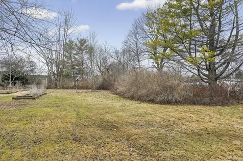 20 Depot Road Falmouth ME 04105