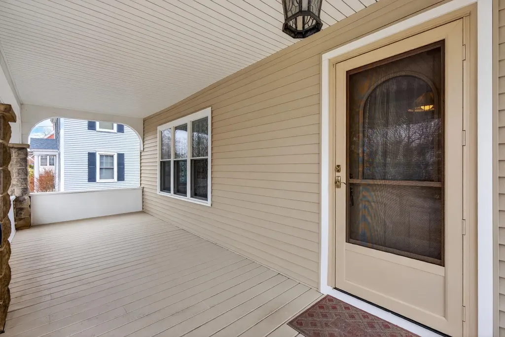 36 Colonial Road Portland ME 04102