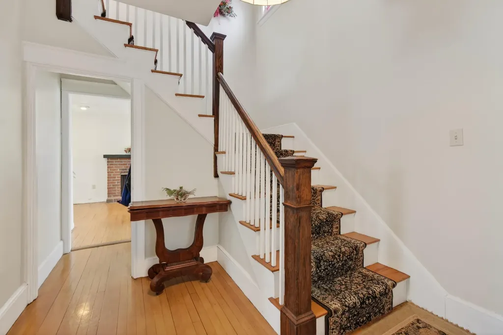 36 Colonial Road Portland ME 04102