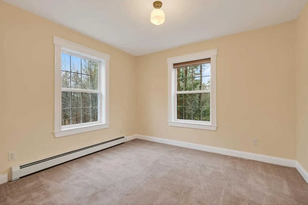 64 Moody Road Brunswick ME 04011
