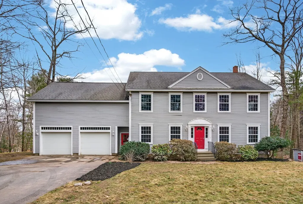 64 Moody Road Brunswick ME 04011