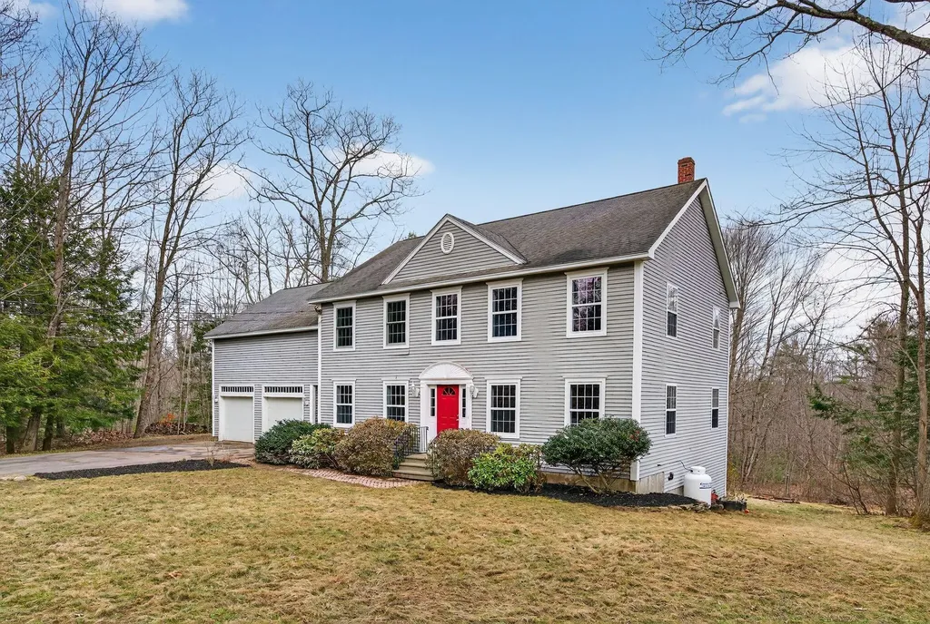 64 Moody Road Brunswick ME 04011