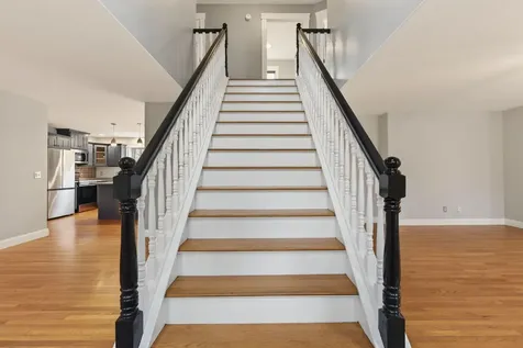 64 Moody Road Brunswick ME 04011