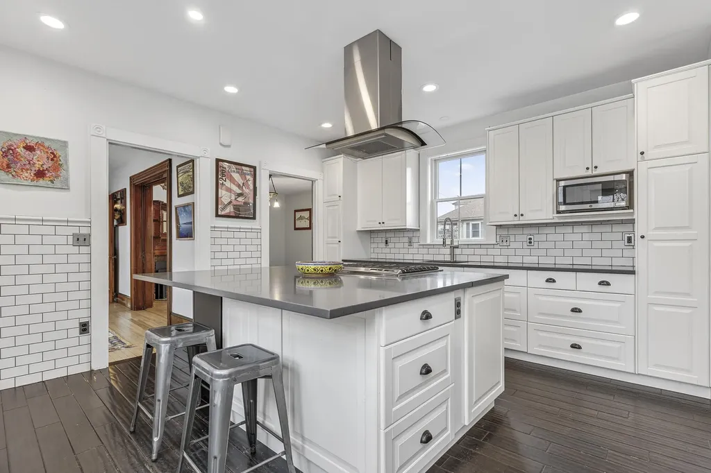284 Broadway South Portland ME 04106