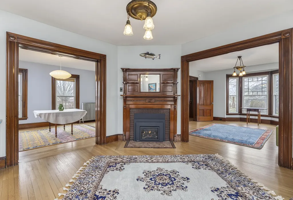 284 Broadway South Portland ME 04106