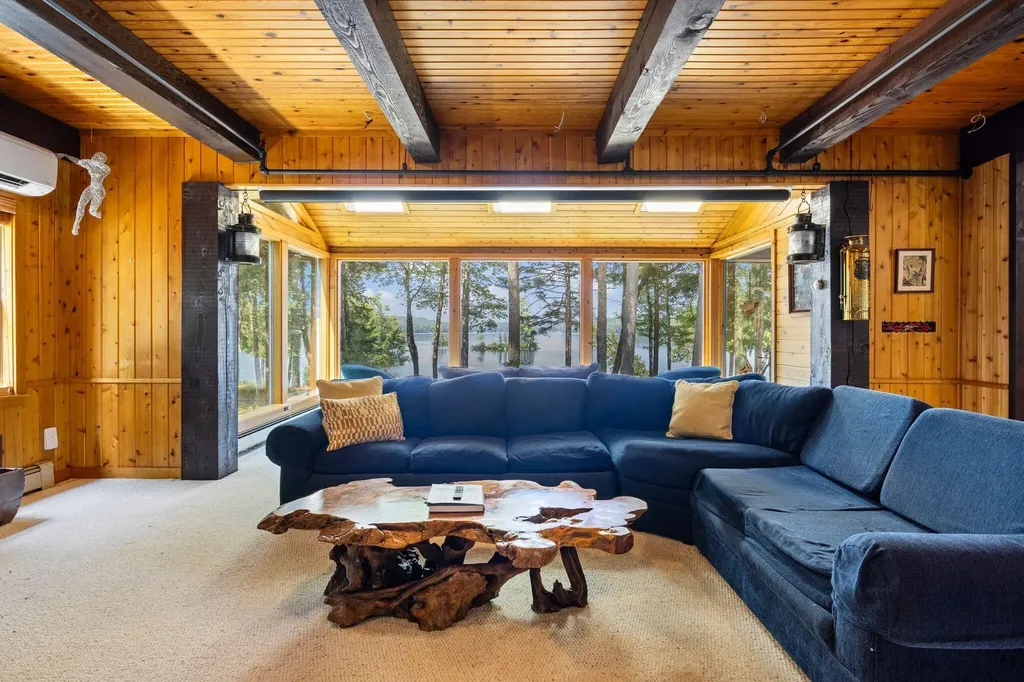 480 Point Drive Mount Vernon ME 04352