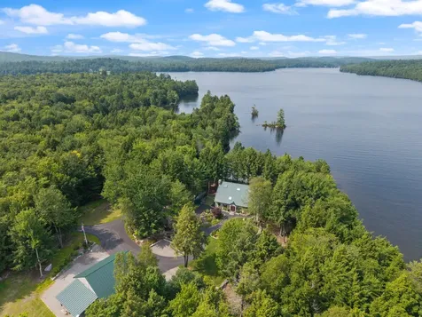 480 Point Drive Mount Vernon ME 04352