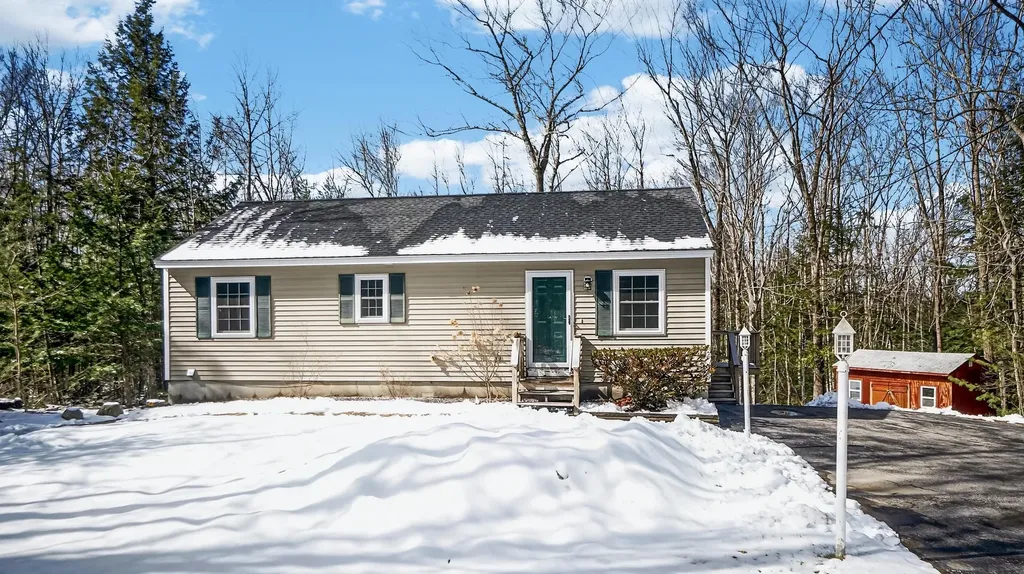 277 River Road Standish ME 04084