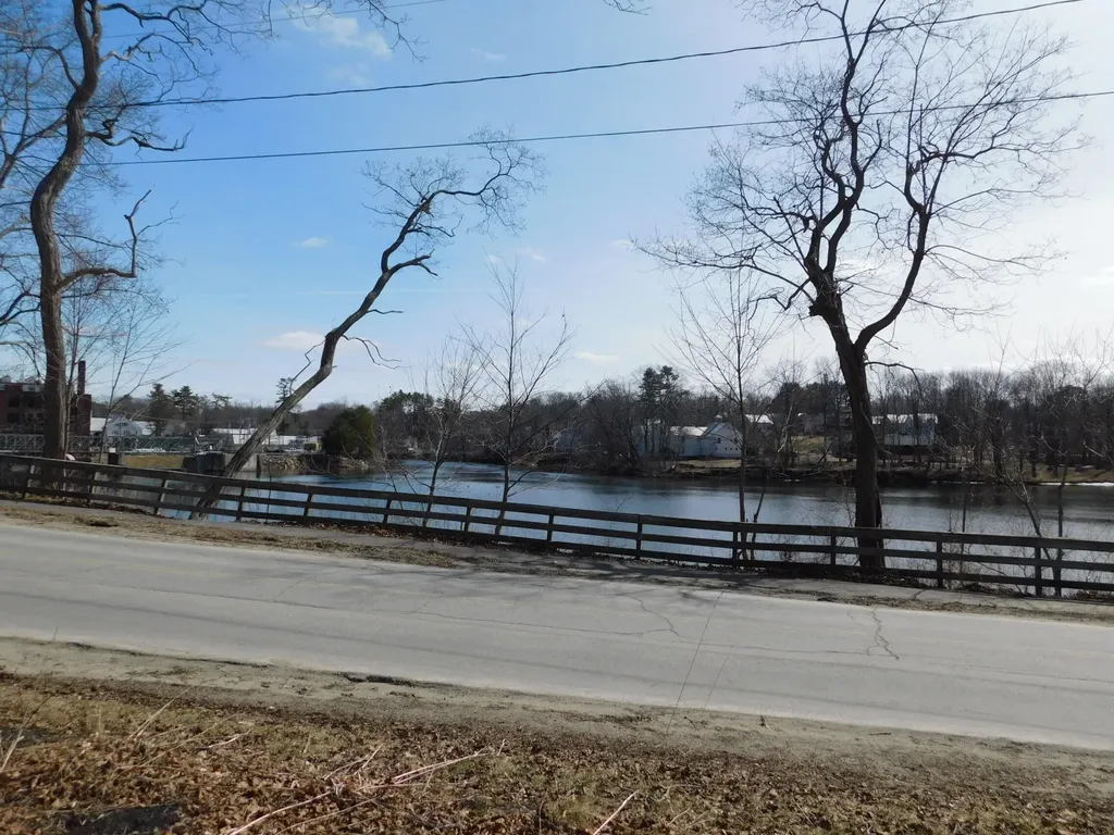 37 Elm Street Skowhegan ME 04976