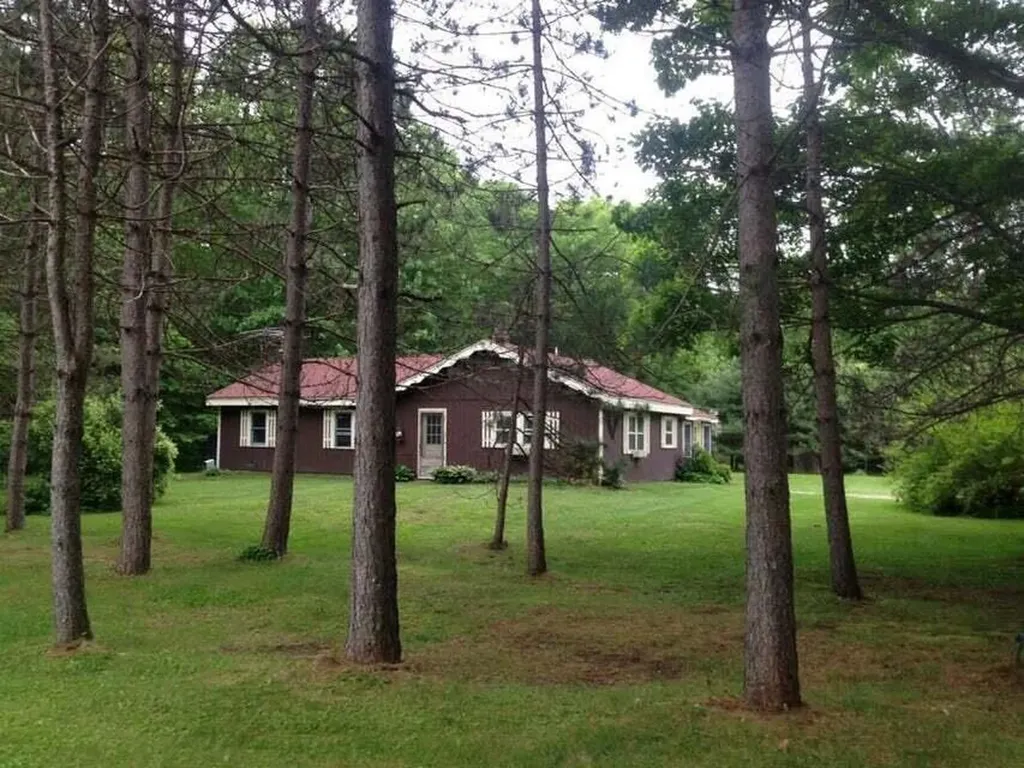 9 Whispering Pines Circle Wayne ME 04284