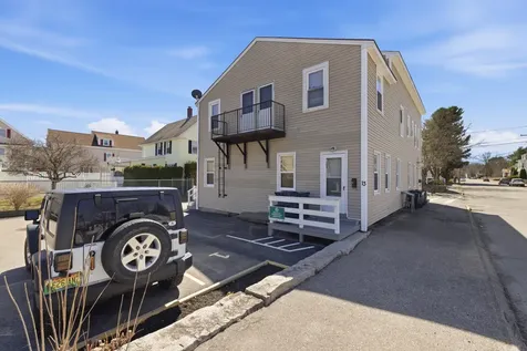 13 Western Avenue Biddeford ME 04005