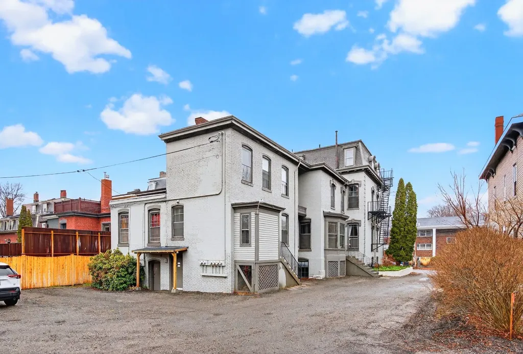 138 Pine Street Portland ME 04102