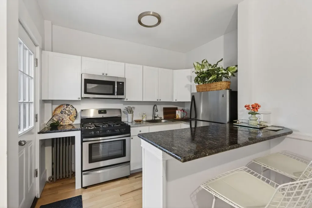 138 Pine Street Portland ME 04102