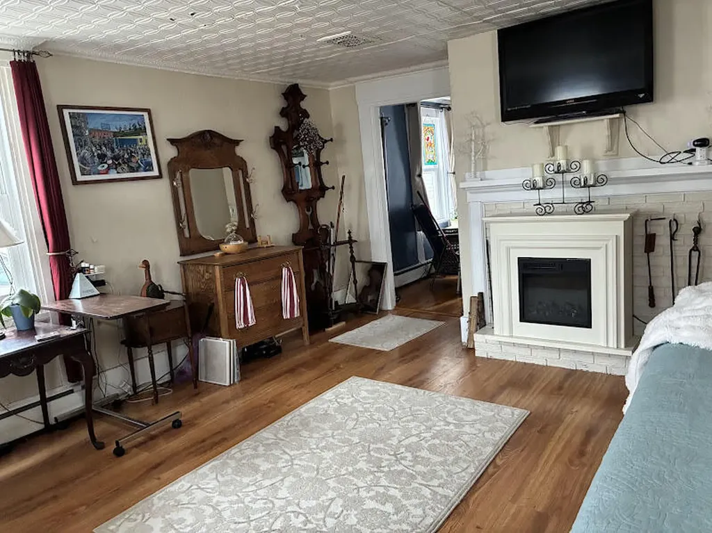 11 Church Street Winterport ME 04496
