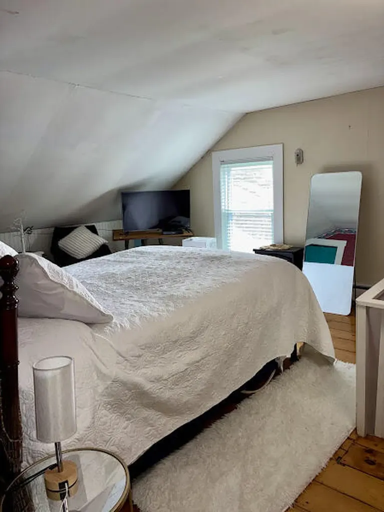 11 Church Street Winterport ME 04496