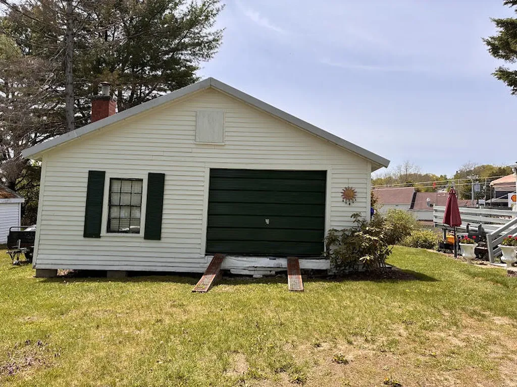 11 Church Street Winterport ME 04496