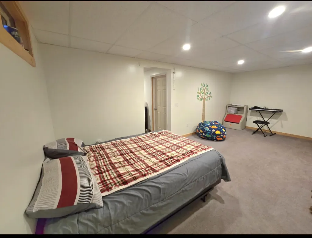 6 Beverly Street Sanford ME 04073