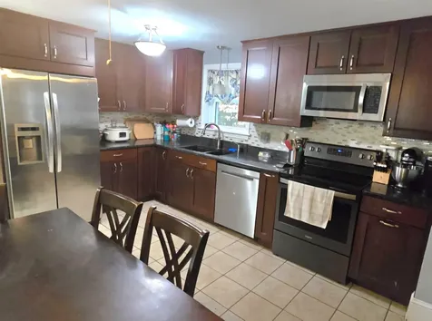 6 Beverly Street Sanford ME 04073