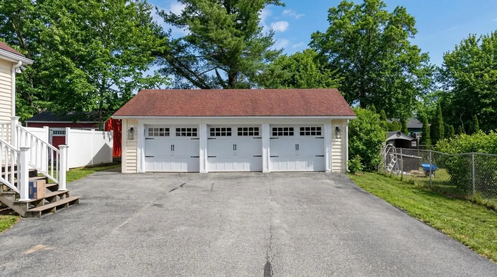 23 Googin Street Lewiston ME 04240