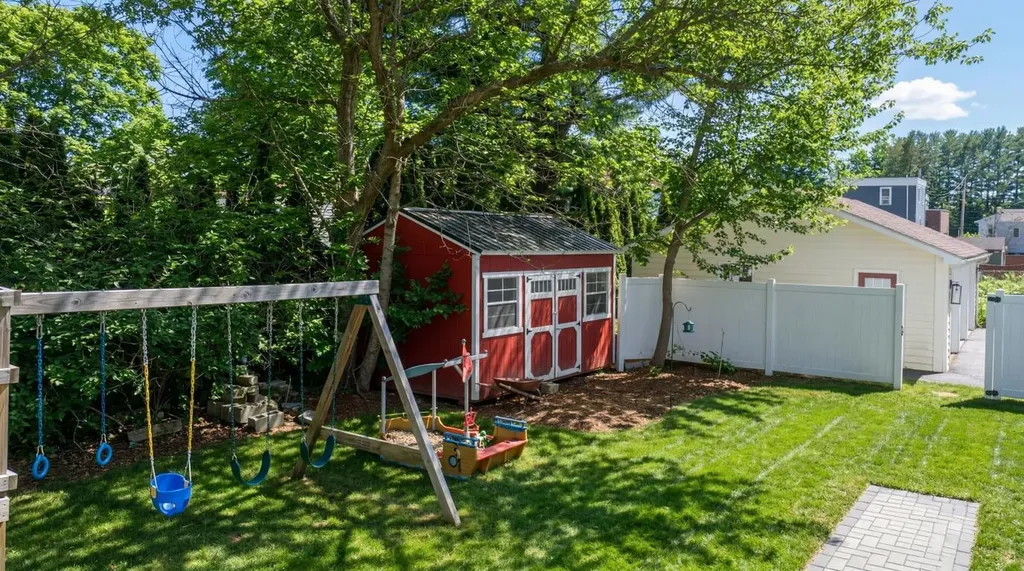 23 Googin Street Lewiston ME 04240