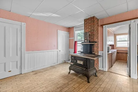 147 Talbot Avenue Rockland ME 04841