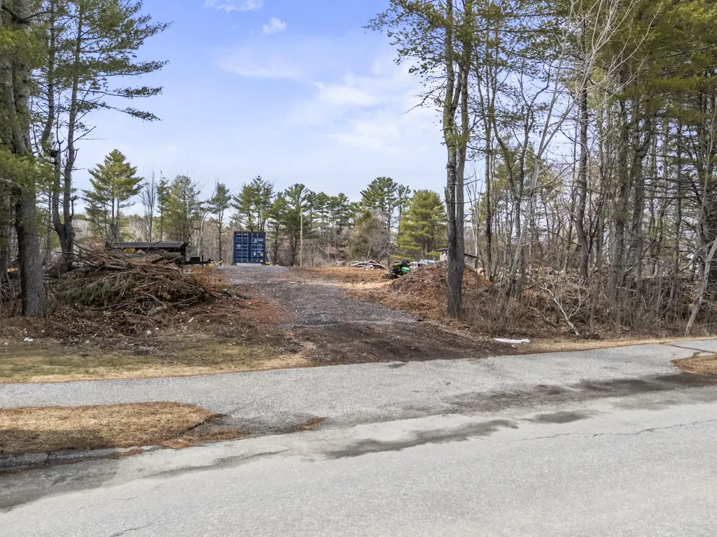 122 Pierce Drive Augusta ME 04330