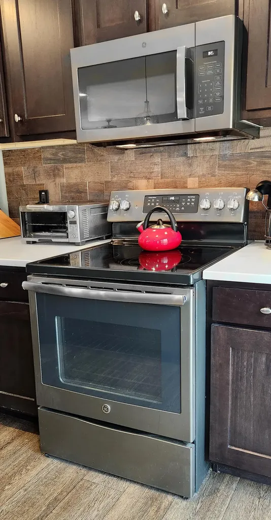 112 Raccoon Cove Road Lamoine ME 04605