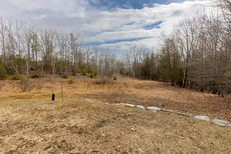 112 Raccoon Cove Road Lamoine ME 04605
