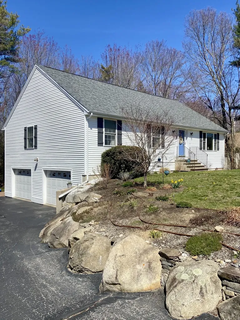 853 Littlefield Road Wells ME 04090