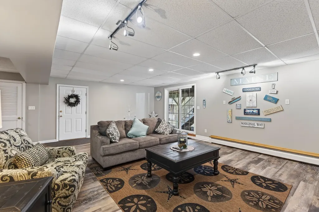 853 Littlefield Road Wells ME 04090