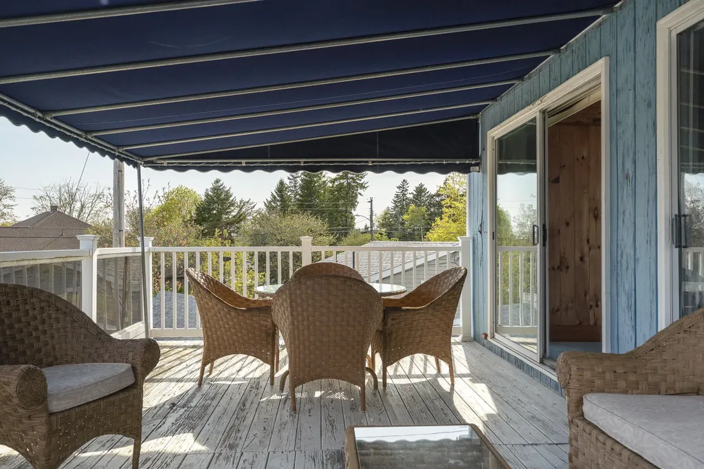 197 Ash Point Road Harpswell ME 04079