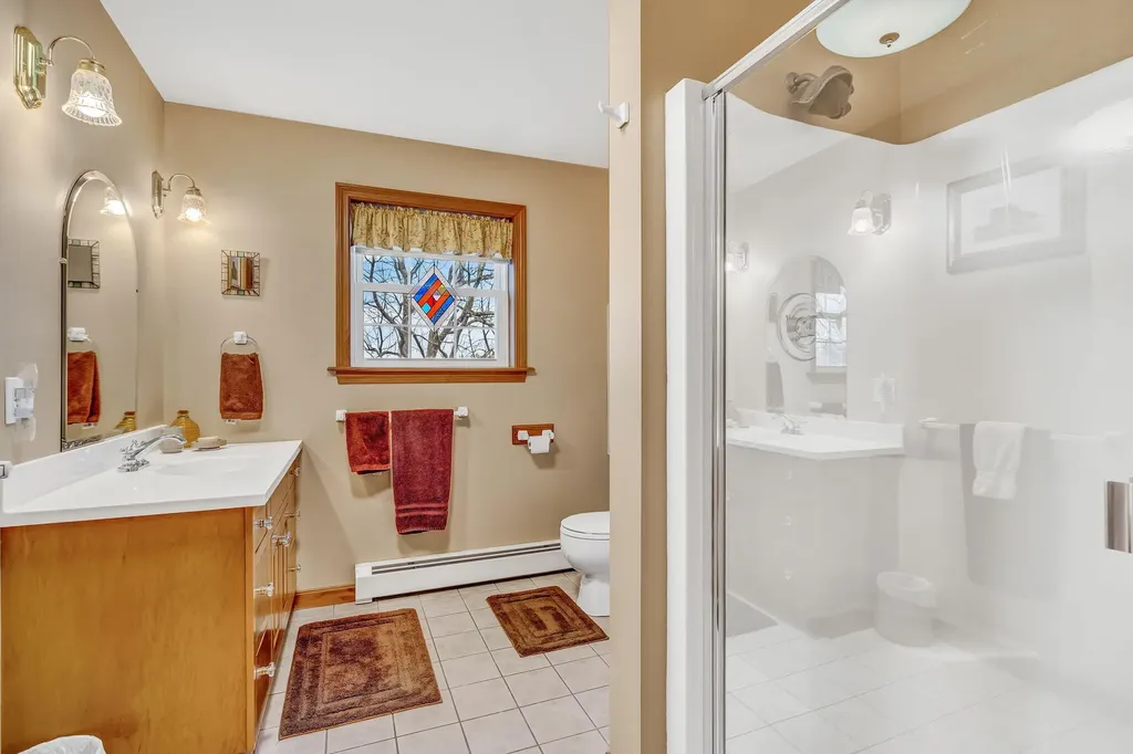 855 Lebanon Road Winterport ME 04496