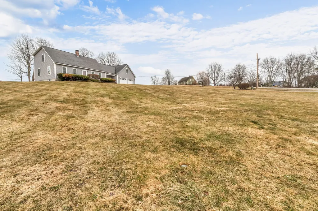 855 Lebanon Road Winterport ME 04496