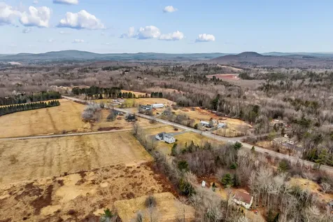 855 Lebanon Road Winterport ME 04496