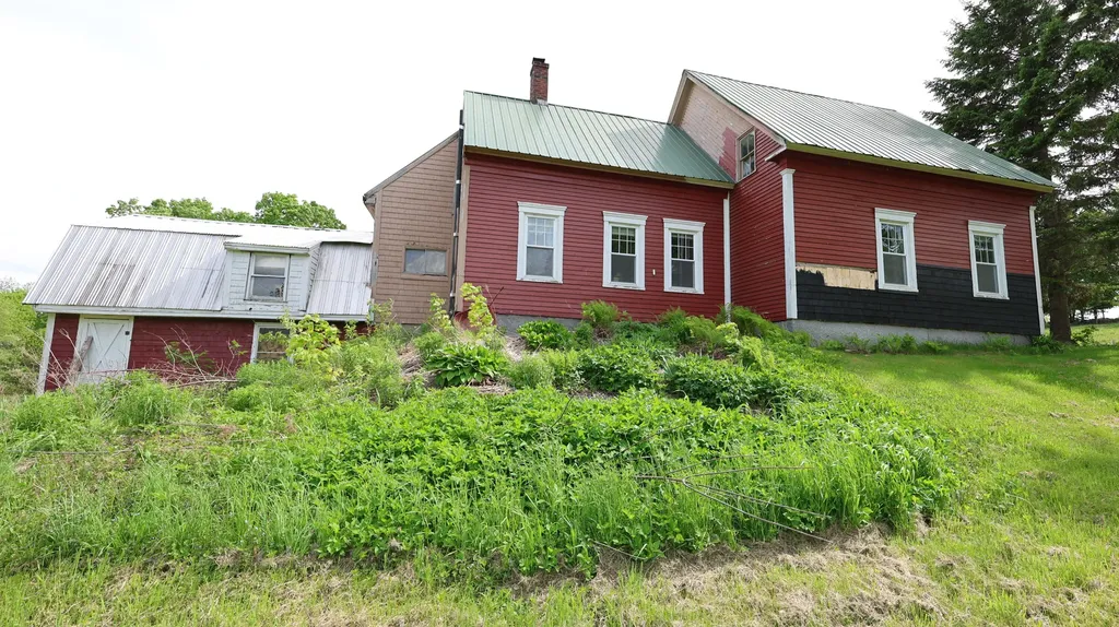 45 Harmony Road Wellington ME 04942