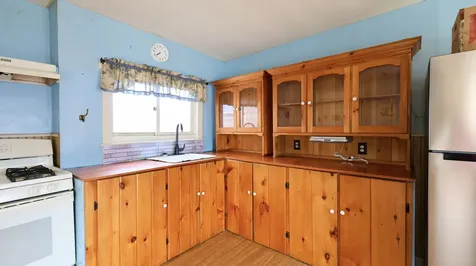 45 Harmony Road Wellington ME 04942