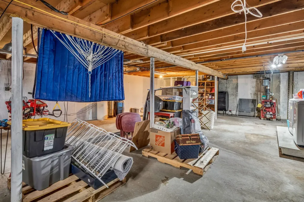 58 Louise Avenue Waterville ME 04901