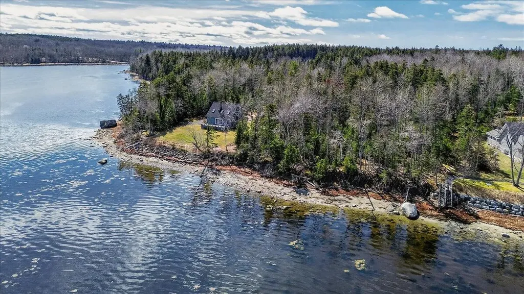 M16 L8 Wilson Point Road Castine ME 04421