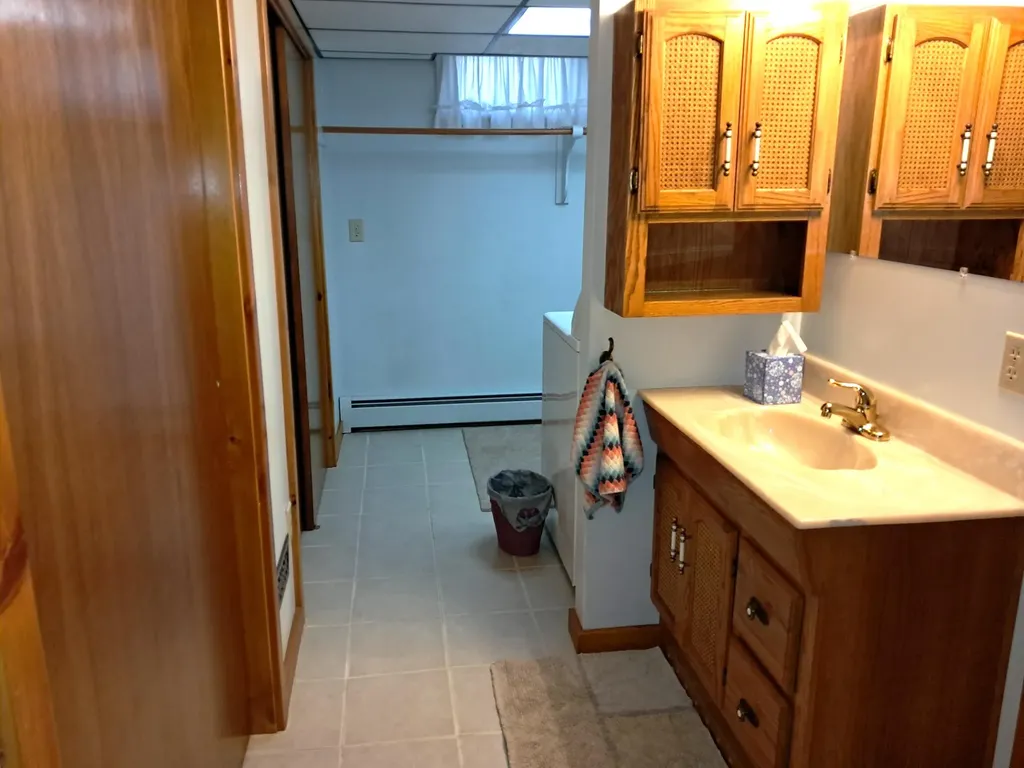 22 Mountainview Drive Winterport ME 04496