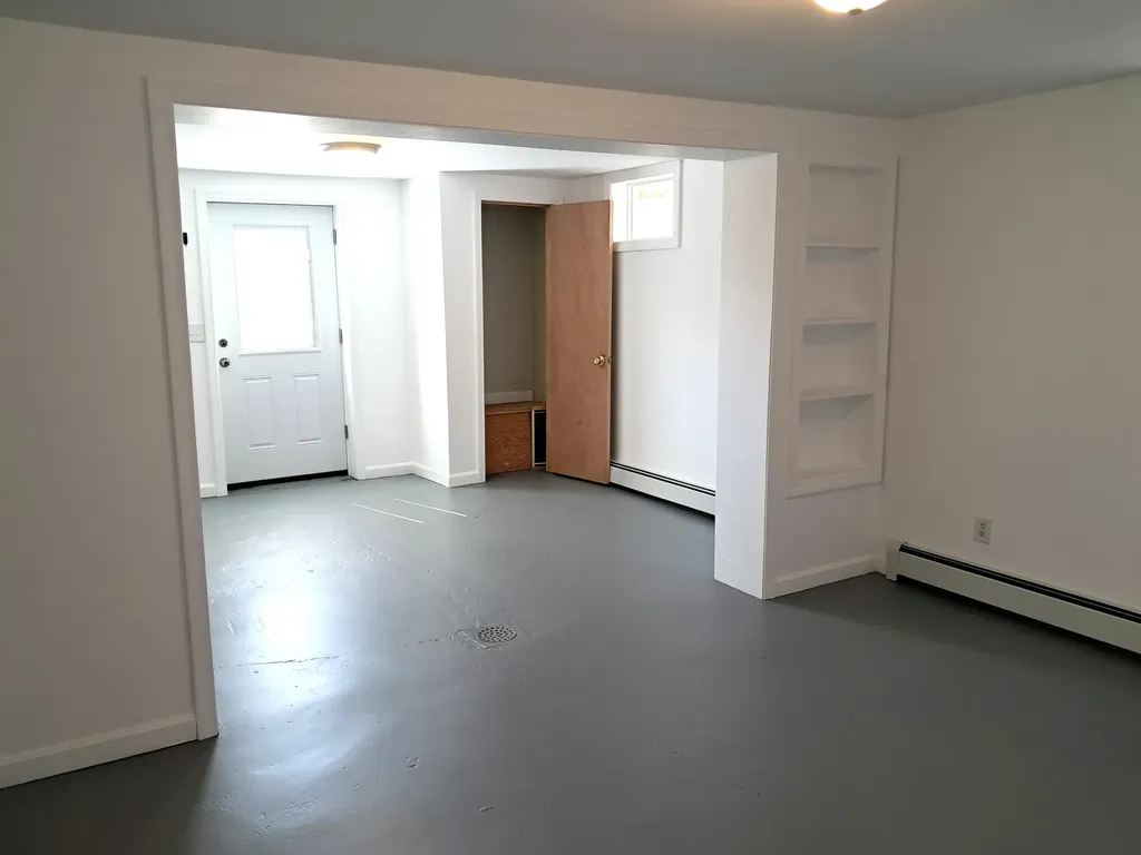 22 Mountainview Drive Winterport ME 04496
