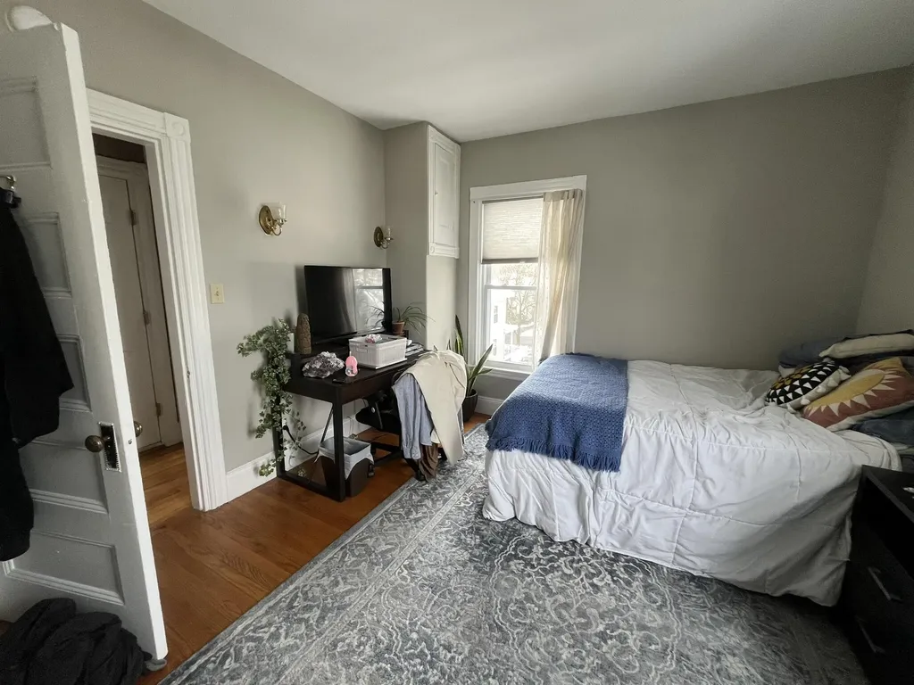 49 Montrose Avenue Portland ME 04103